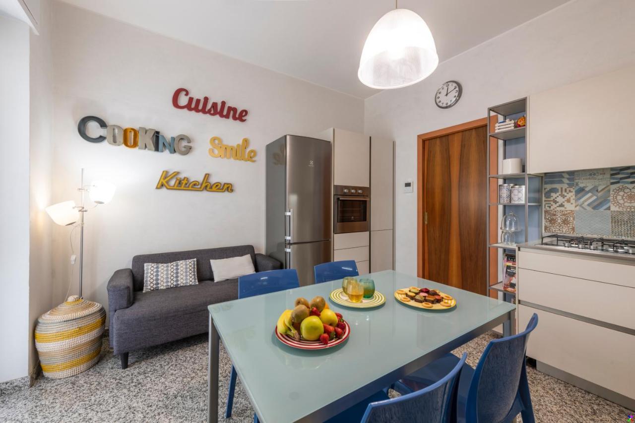 Bnbutler - Stromboli, 22 - Ampio, Luminoso Ed Elegante Milan Luaran gambar